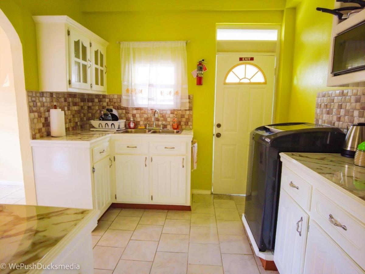 Coco Rose Apartments Soufrière Extérieur photo